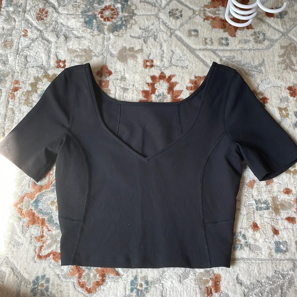 Lululemon Crop Top